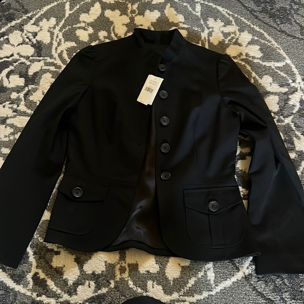Banana Republic Military inspired pant suit - Picture 2 of 8